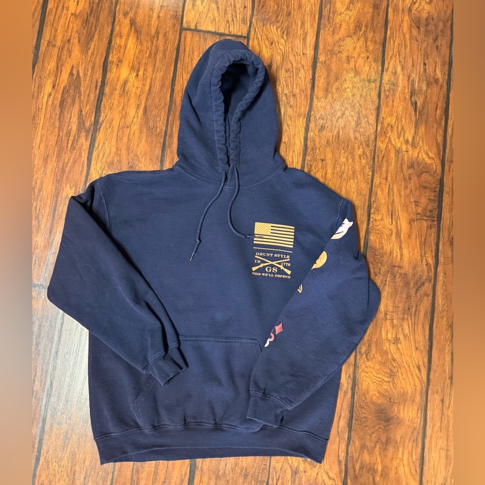 Donating Sunday-Grunt Style Hoodie Sweatshirt- M